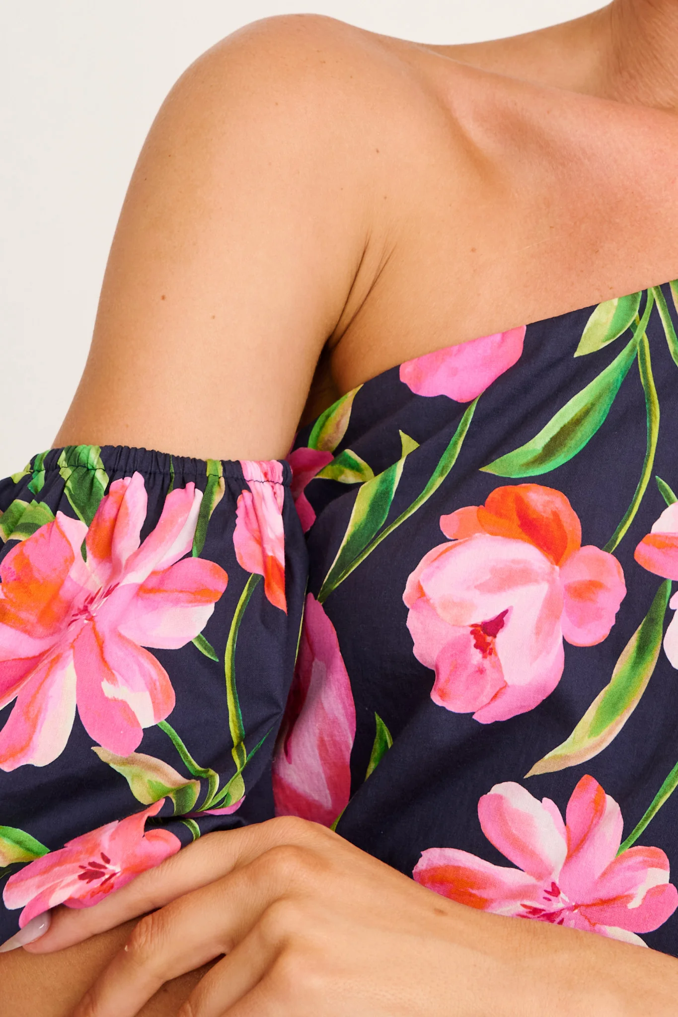 Cosmala Dress in Navy With Pink Floral Cotton - Image 5
